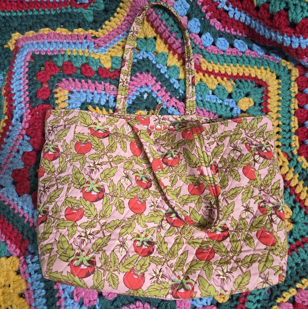 vera bradley tomato vines hathaway tote